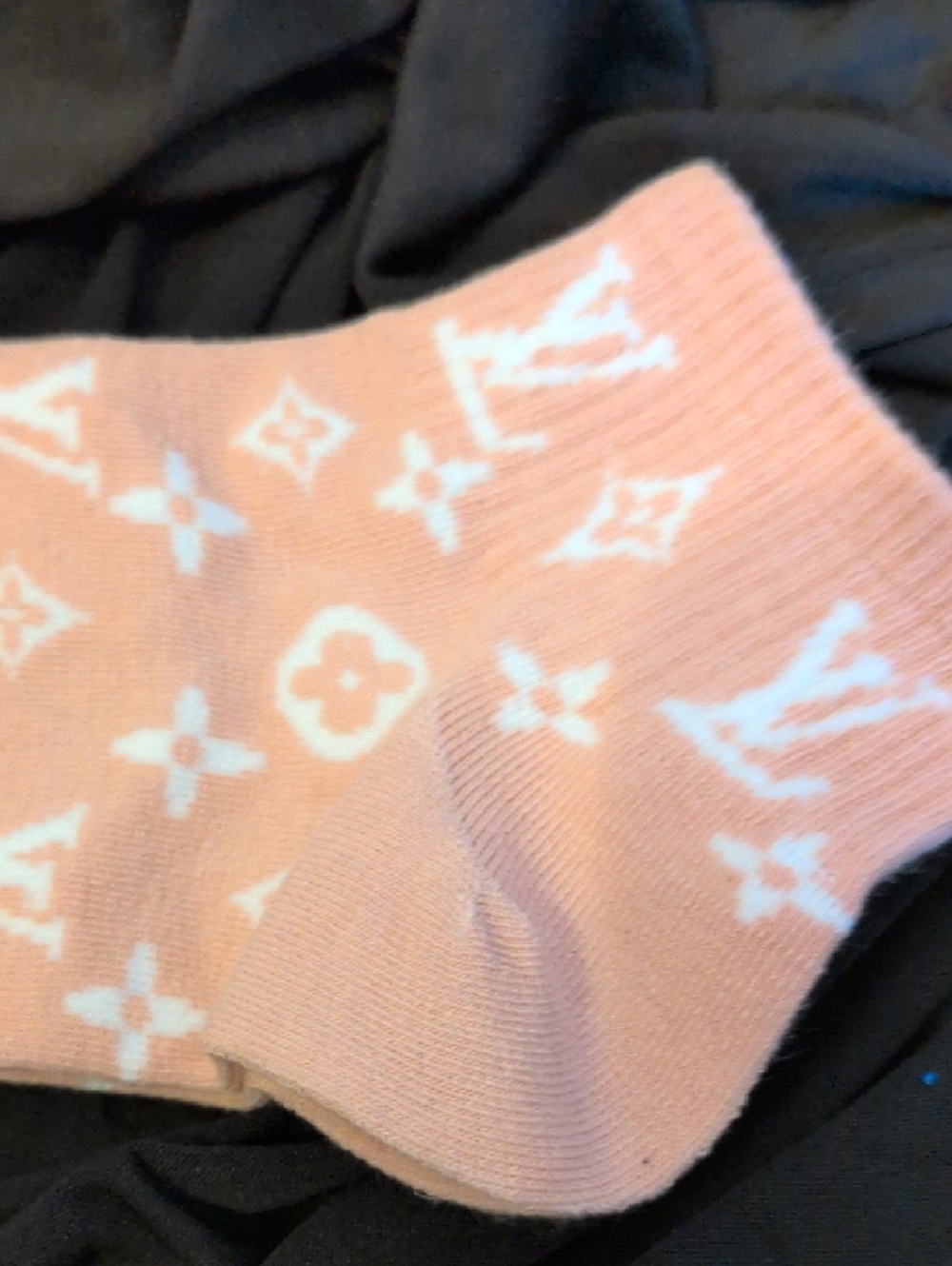 Louis Vuitton Pink & White Monogram Ankle Socks - Picture 3 of 5